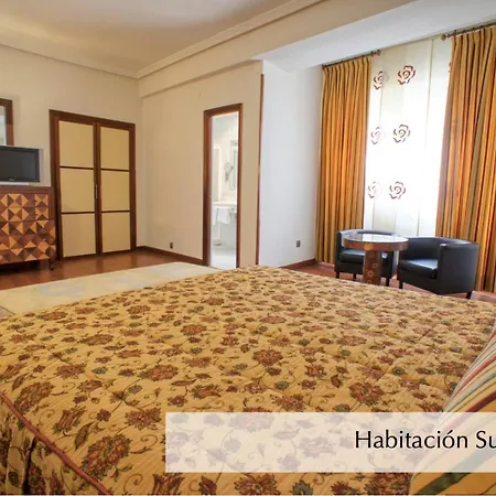 Hotel Montermoso