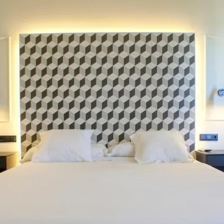 Montermoso Hotel 3*