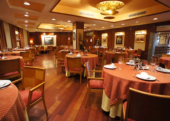 Montermoso Отель